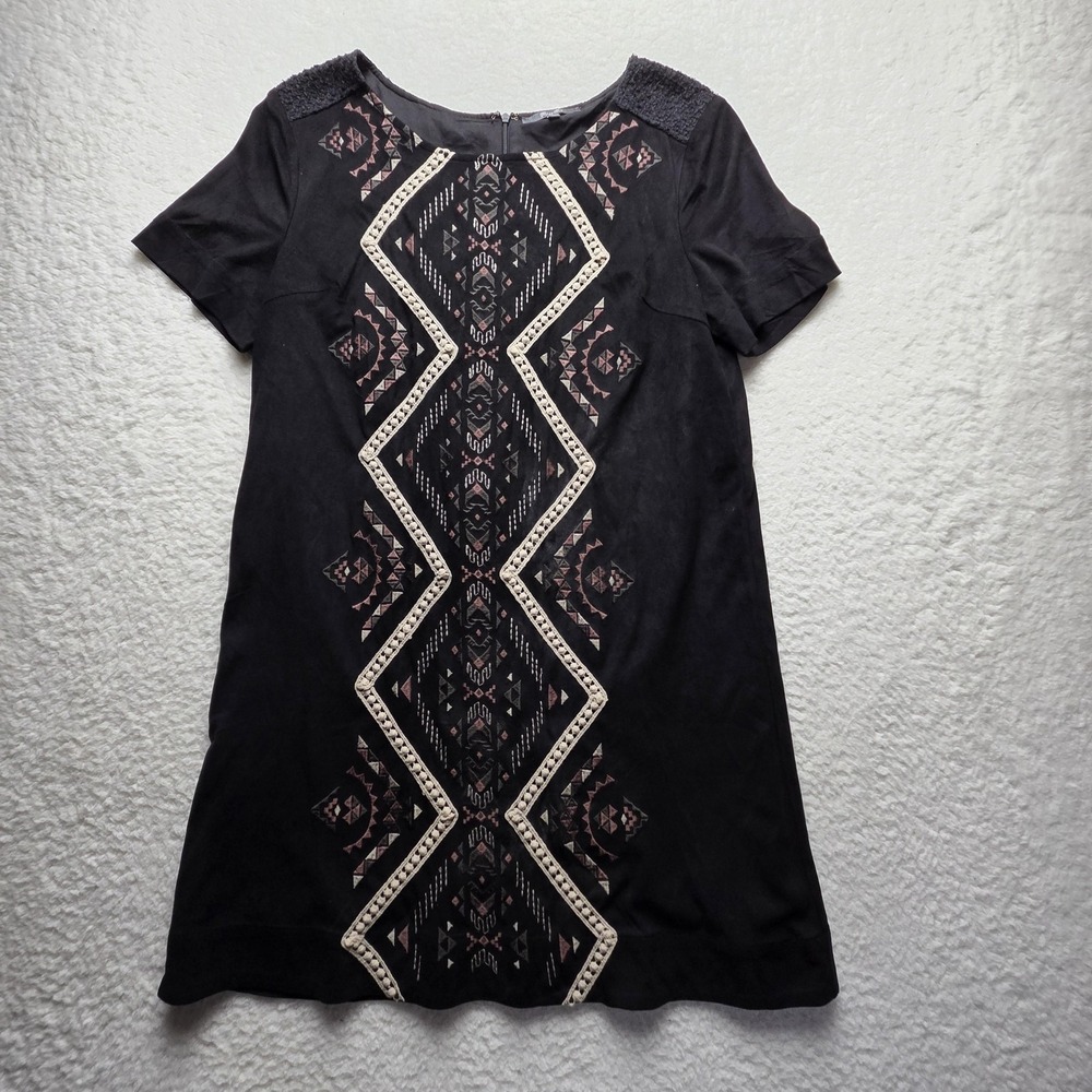Miss Me Dress Womens L Black‎ Geometric Embroidered Short Sleeve Shift Mini